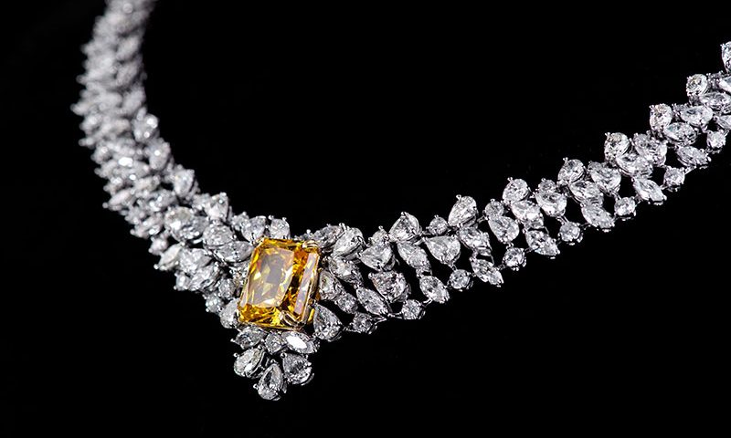 The Jewellery of Elizabeth Taylor | JAKE Blog